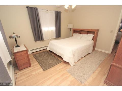906 Spruce Dr, Saint Cloud, MN 56303 photo 18