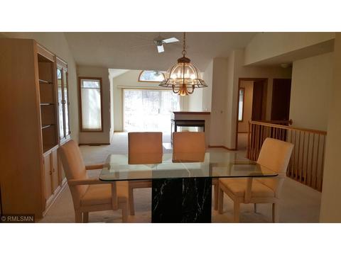 10256 Upton Pl, Bloomington, MN 55431 photo 6