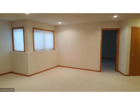 10256 Upton Pl, Bloomington, MN 55431 photo 21