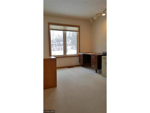 10256 Upton Pl, Bloomington, MN 55431 photo 11