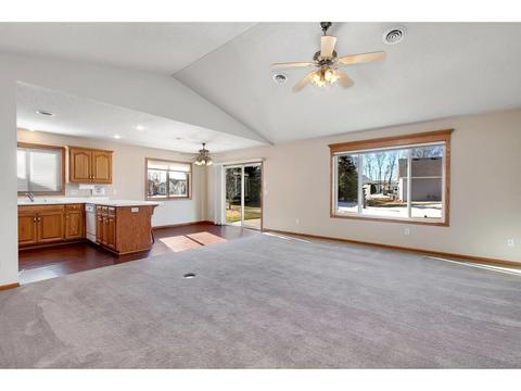 4106 Dublin Dr, Saint Cloud, MN 56301 photo 3