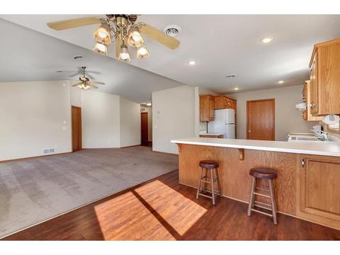 4106 Dublin Dr, Saint Cloud, MN 56301 photo 5