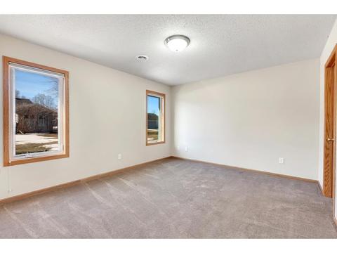 4106 Dublin Dr, Saint Cloud, MN 56301 photo 11