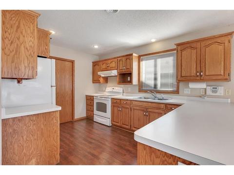 4106 Dublin Dr, Saint Cloud, MN 56301 photo 7