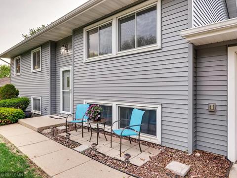 3953 Beryl Rd, Eagan, MN 55122 photo 4