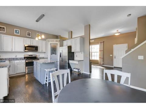 2139 Mathias Rd, Shakopee, MN 55379 photo 6