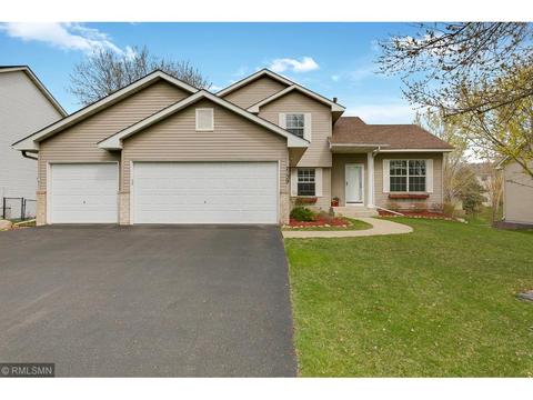 2139 Mathias Rd, Shakopee, MN 55379 photo 1
