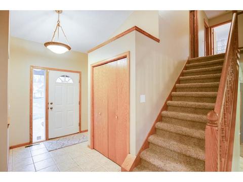 1009 Trillium Ct, Eagan, MN 55123 photo 6