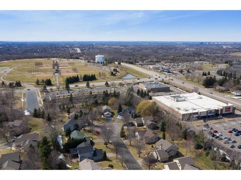 1009 Trillium Ct, Eagan, MN 55123 photo 4
