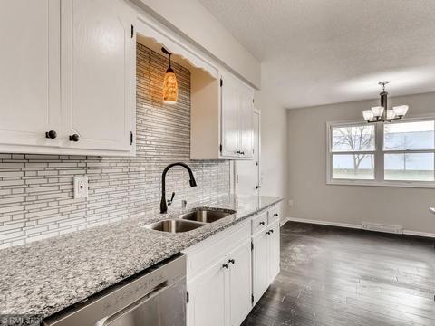 10925 Jefferson Cir N, Champlin, MN 55316 photo 10
