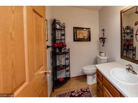 525 W Riverview Dr, Waterville, MN 56096 photo 4