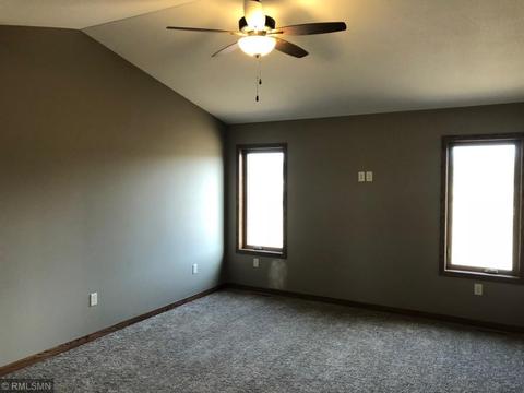 1640 Hurst Castle Rd, Saint Cloud, MN 56303 photo 4