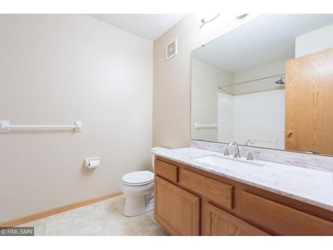 1844 Cliff Lake Ct, Eagan, MN 55122 photo 14