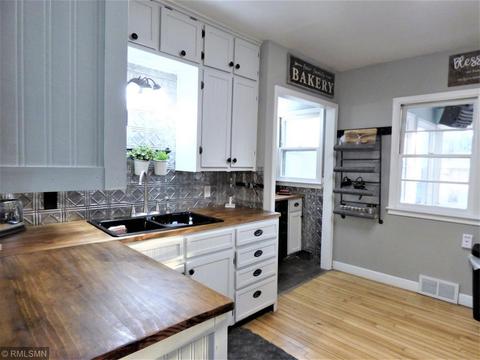 409 Superior Ave, Centuria, WI 54824 photo 8