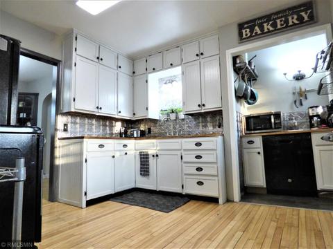 409 Superior Ave, Centuria, WI 54824 photo 6