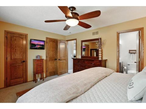 1627 Covington Ln, Eagan, MN 55122 photo 12