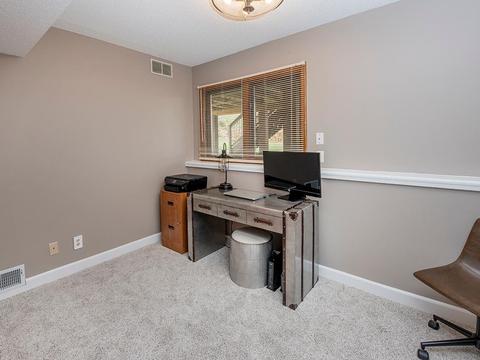 1627 Covington Ln, Eagan, MN 55122 photo 18