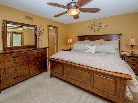 1627 Covington Ln, Eagan, MN 55122 photo 11