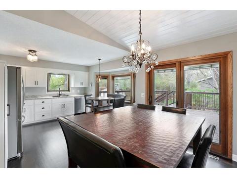 1627 Covington Ln, Eagan, MN 55122 photo 8