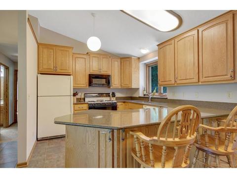 4195 Reading, Eagan, MN 55123 photo 7