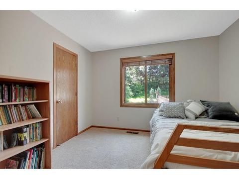 4195 Reading, Eagan, MN 55123 photo 10