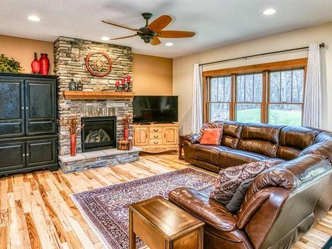 945 193rd St, Baldwin, WI 54002 photo 18