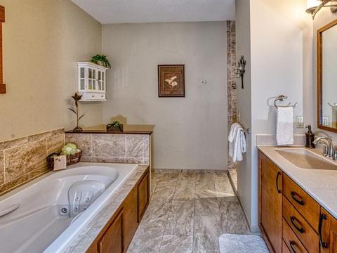 945 193rd St, Baldwin, WI 54002 photo 28