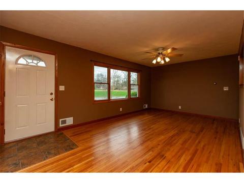 4172 Diamond Dr, Eagan, MN 55122 photo 2