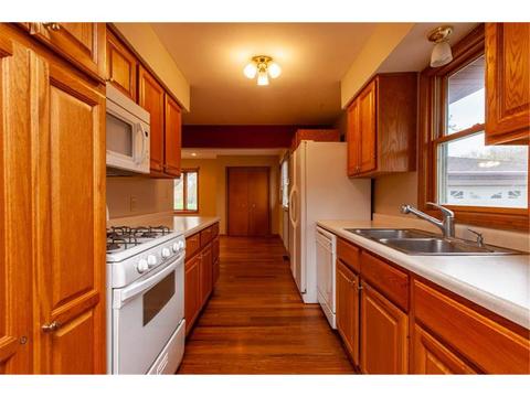 4172 Diamond Dr, Eagan, MN 55122 photo 9