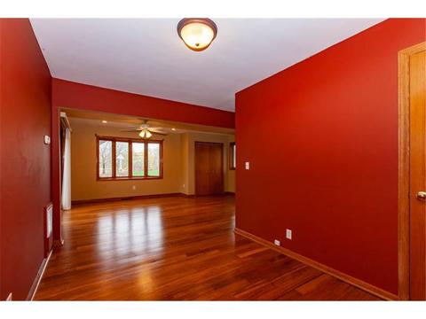 4172 Diamond Dr, Eagan, MN 55122 photo 4