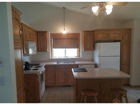1726 Timberdoodle Dr, Saint Cloud, MN 56303 photo 2