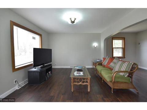 921 S 6th St, Brainerd, MN 56401 photo 6