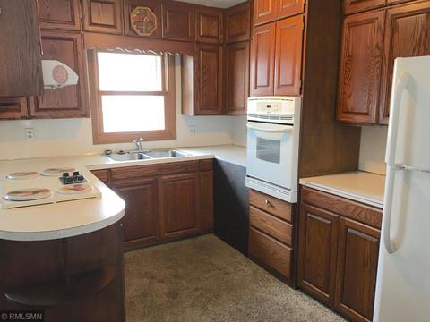 207 E 7th St, Albert Lea, MN 56007 photo 6