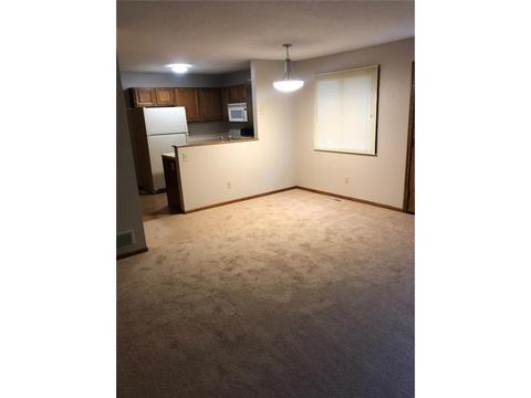 8401 S Pond Trl, Champlin, MN 55316 photo 2