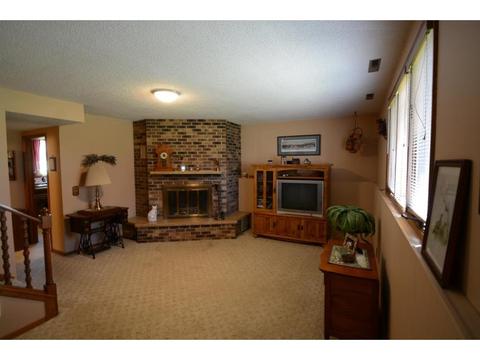 807 Lewis Pl, Saint Cloud, MN 56301 photo 3