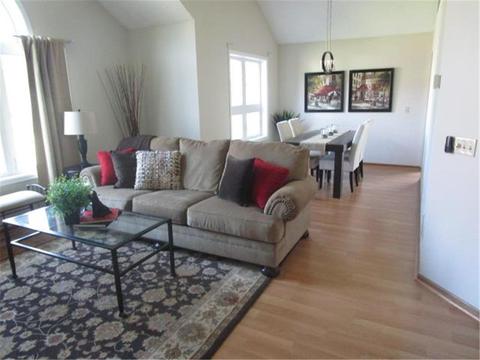 4389 Braddock Trl, Eagan, MN 55123 photo 4