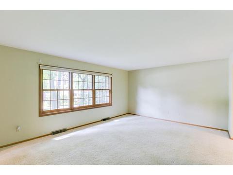 936 3rd St NE, Faribault, MN 55021 photo 8