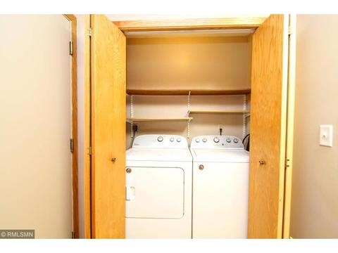 4108 Durham Ct, Eagan, MN 55122 photo 9