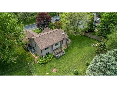 717 Caribou Ln, Eagan, MN 55123 photo 2