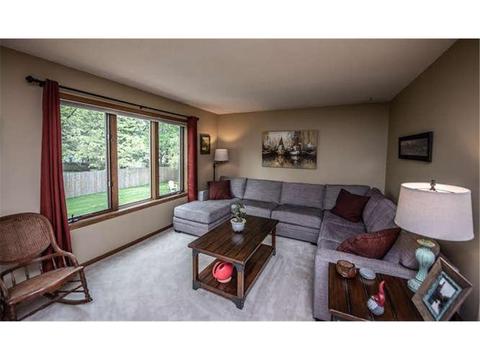 717 Caribou Ln, Eagan, MN 55123 photo 8