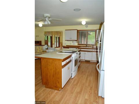 927 Forest Dr, Saint Cloud, MN 56303 photo 16