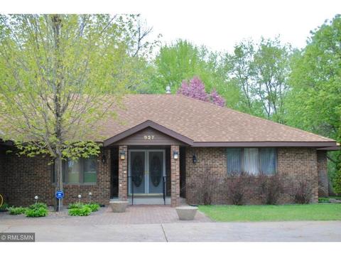 927 Forest Dr, Saint Cloud, MN 56303 photo 8