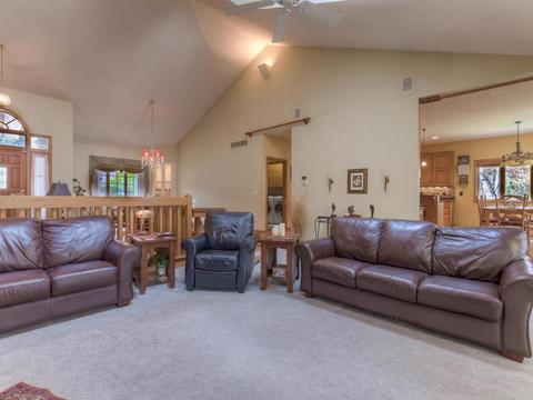 4972 Royale Pl, Eagan, MN 55122 photo 5