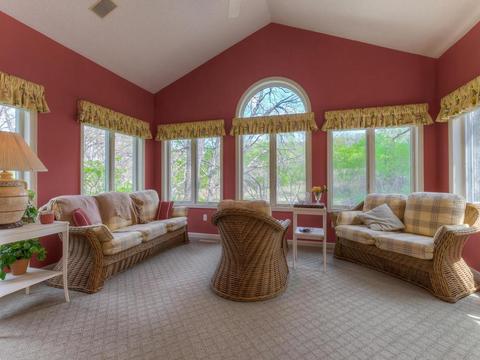 4972 Royale Pl, Eagan, MN 55122 photo 12