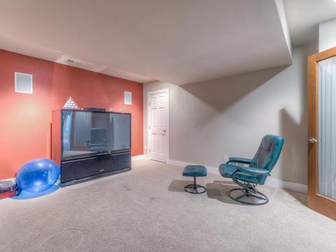4972 Royale Pl, Eagan, MN 55122 photo 22