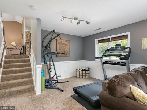 10497 Eagle St NW, Coon Rapids, MN 55433 photo 12