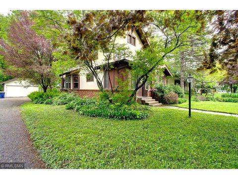 709 4th St E, Northfield, MN 55057 photo 2