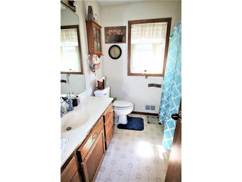208 Park Rd, Staples, MN 56479 photo 14