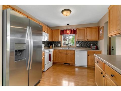1922 W Oakes Dr, Saint Cloud, MN 56303 photo 6