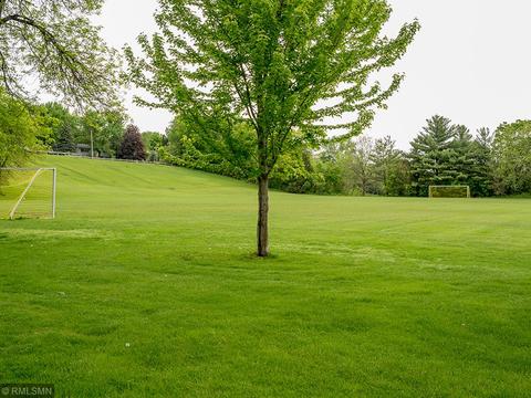 10001 Zenith Rd, Bloomington, MN 55431 photo 13